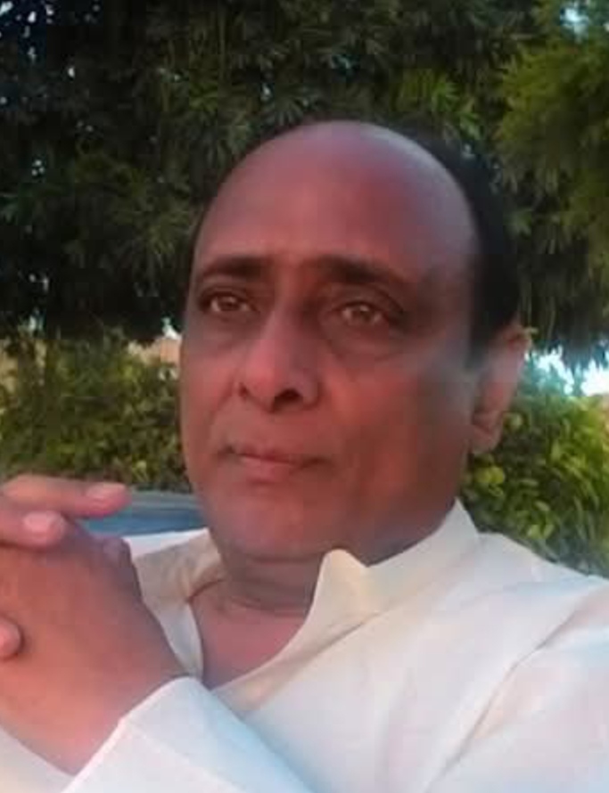 गिरीश गर्ग